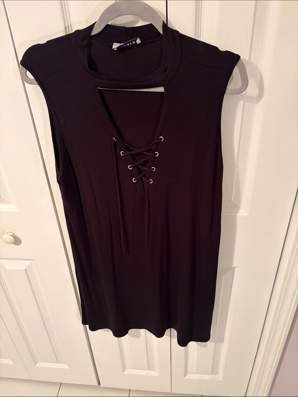 Sleeveless Lace-Up Sleeveless Tunic- Black